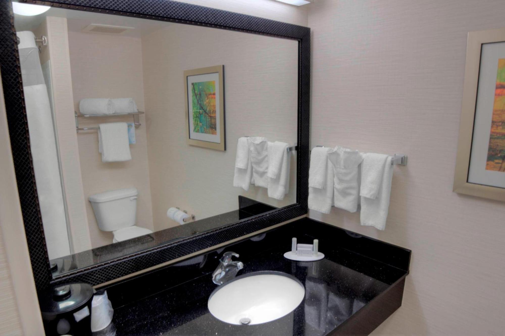 Fairfield Inn & Suites By Marriott Mobile Daphne/Eastern Shore Спаниш-Форт Экстерьер фото