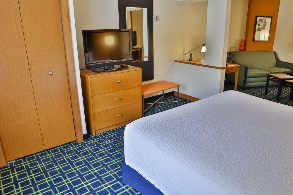 Fairfield Inn & Suites By Marriott Mobile Daphne/Eastern Shore Спаниш-Форт Экстерьер фото
