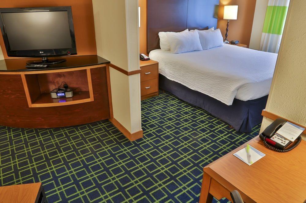 Fairfield Inn & Suites By Marriott Mobile Daphne/Eastern Shore Спаниш-Форт Экстерьер фото