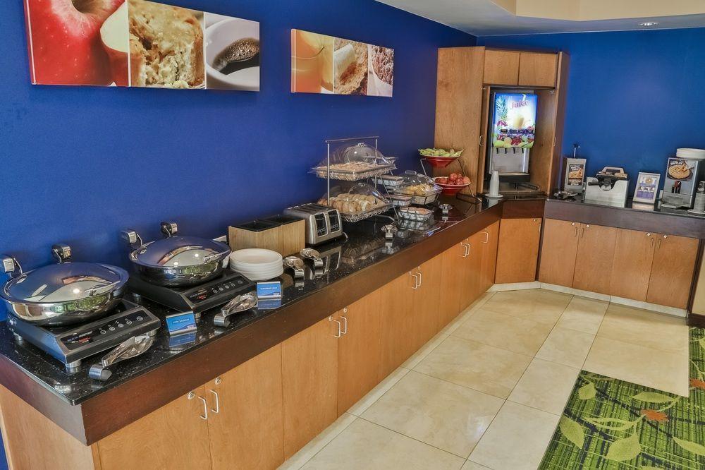 Fairfield Inn & Suites By Marriott Mobile Daphne/Eastern Shore Спаниш-Форт Экстерьер фото