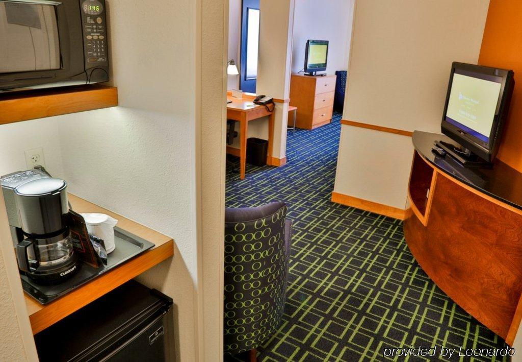 Fairfield Inn & Suites By Marriott Mobile Daphne/Eastern Shore Спаниш-Форт Экстерьер фото